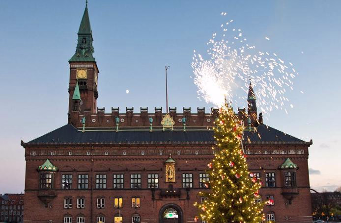 Islamisk lyd overdøver dansk julegran