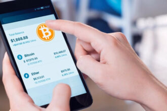 Bitcoin i Danmark 2026: Risiko, skat og reglerne du skal kende