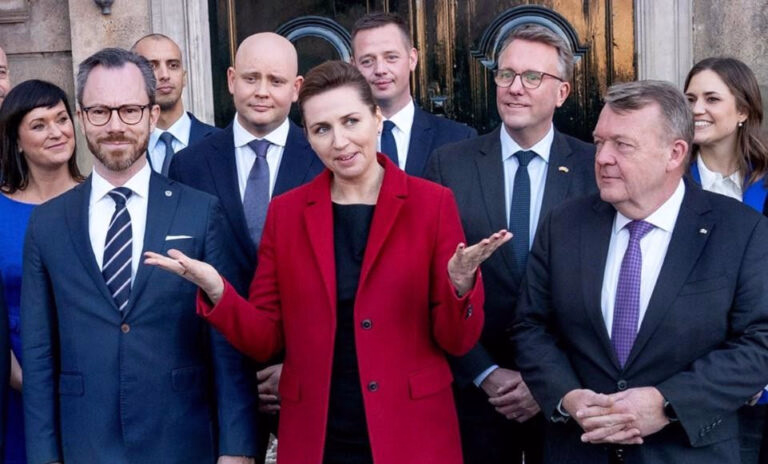 Politi, politikere og pressen: Hvem kontrollerer egentlig hvem i Danmark?