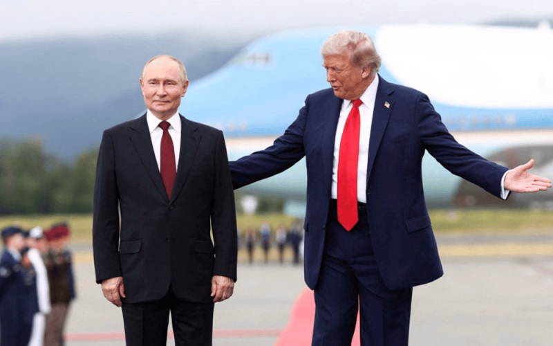 Trump opfører sig som Putin — Trump autokrati sammenligning