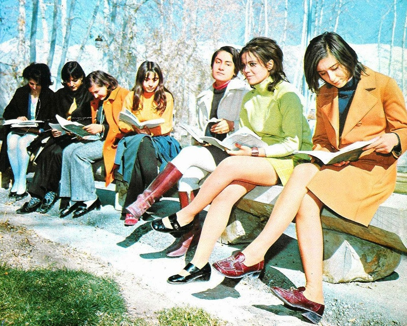 Tehran ca. 1960s 1970s Iran kan ikke bombes til demokrati – men det kan hjælpes dertil