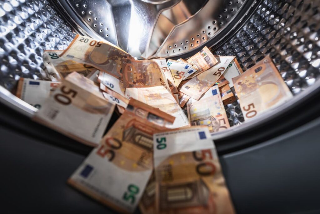 Danske bankers hvidvask: er vi ved at gentage historiens største finansskandaler?