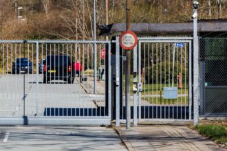 Granater til milliardpris: Halvanden milliard i fejlplanlægning er ikke "ærgerligt" — granater forsvar milliar