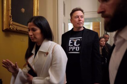 Musk er sagsagt i San Francisco for manipulation af Tesla-aktier. Milliardæren møder sin dommer – og sagen ...