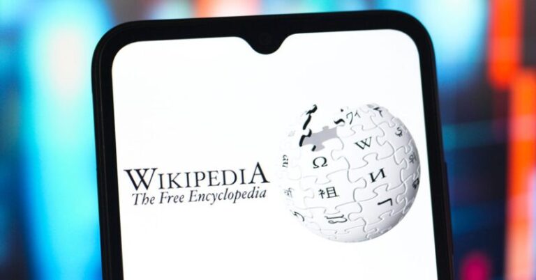 Wikipedia fylder 25 år: Revolution eller risikabel illusion?