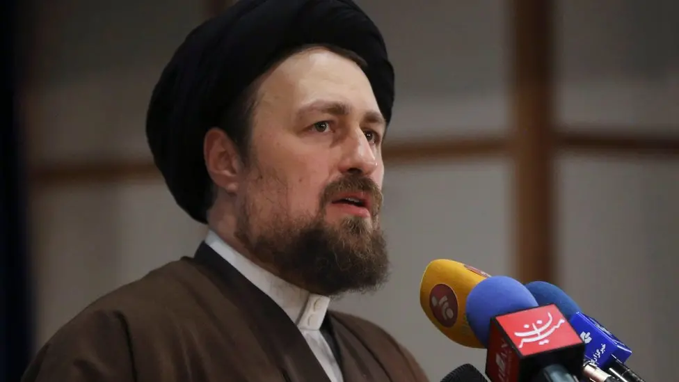 Hassan Khomeini Bomberne falder – men hvem samler Iran op bagefter?