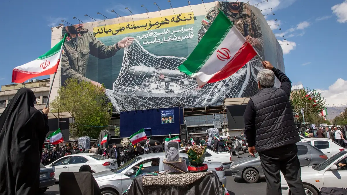 Iran-krigen er på pause – ikke slut. Våbenhvilen er forlænget, men ingen har løst noget. Hvad sker der når ...