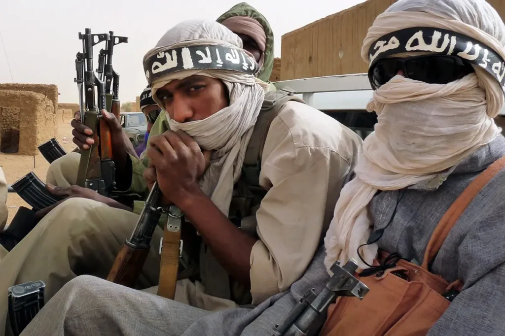 Al-Qaida vinder terræn i Sahel – og omverdenen kigger væk