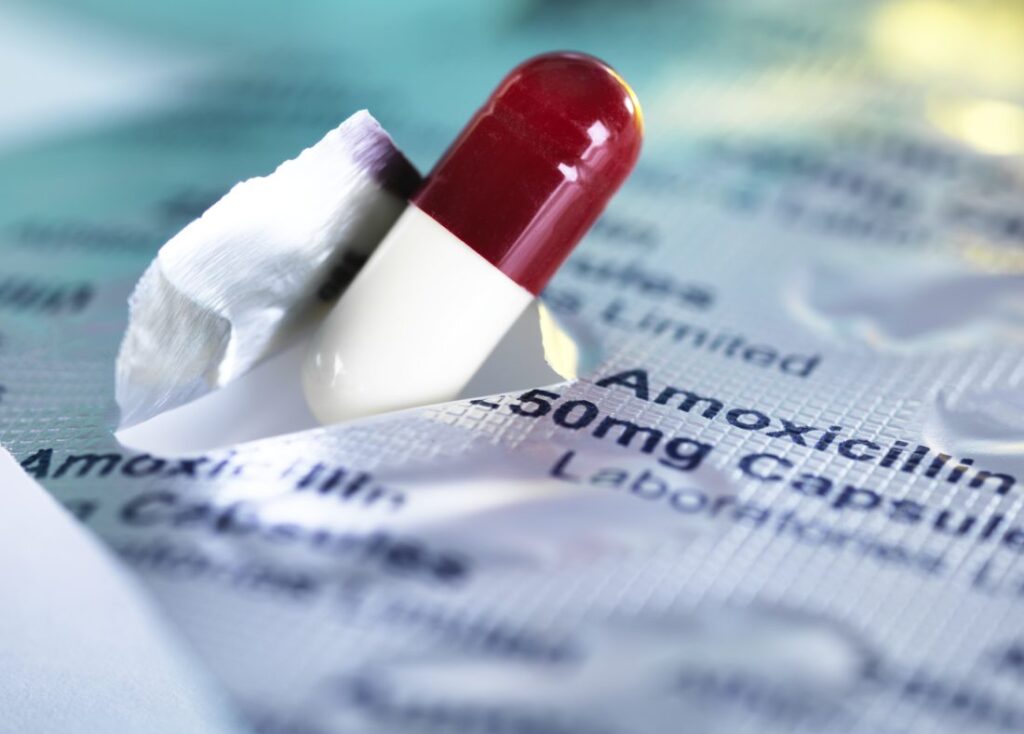 Derfor virker antibiotika snart ikke længere – og hvad det betyder for dig
