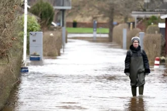 Kinas CO2-udledninger falder mens dansk klimapolitik vakler. Er vi ved at tabe klimakampen til et land vi i...