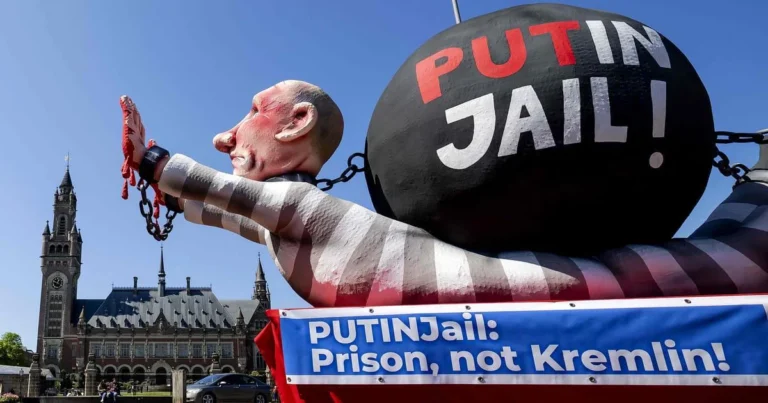 Hvem arresterer Putin, når det bliver alvor?