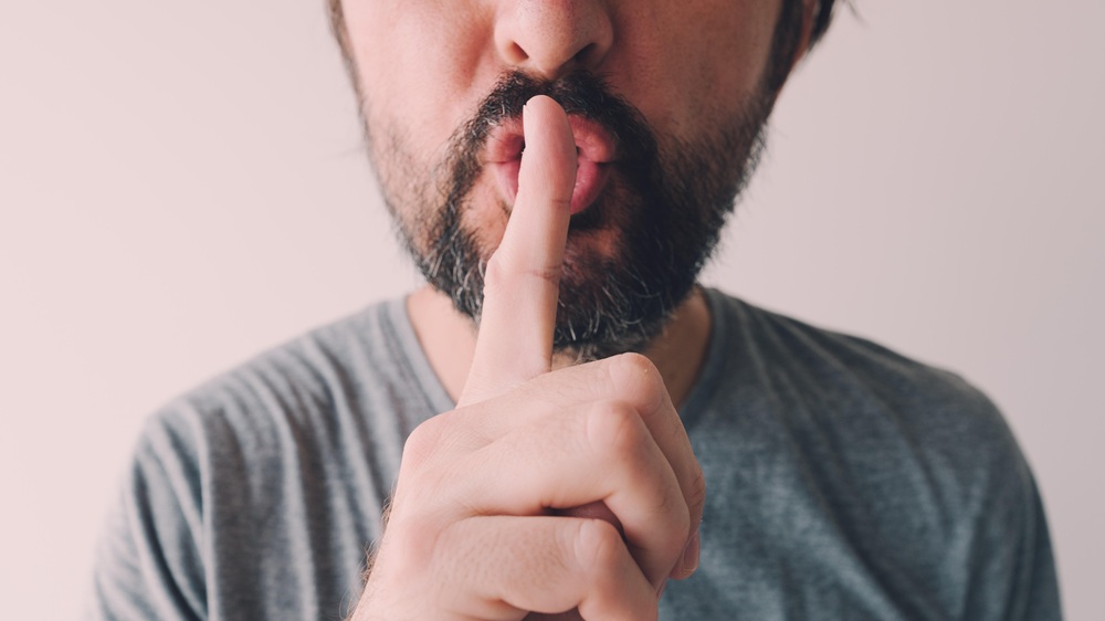 silenced society Den voksende frygt for at udtale sig offentligt