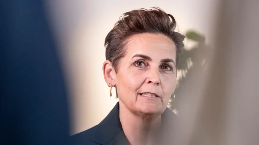 Pia Dyhr valgte manden over kvinden — Pia Dyhr Thomas Nystrøm seksuel krænkelse SF