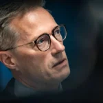 Straffet med uændret lønseddel