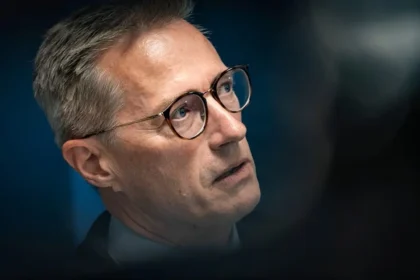 Straffet med uændret lønseddel