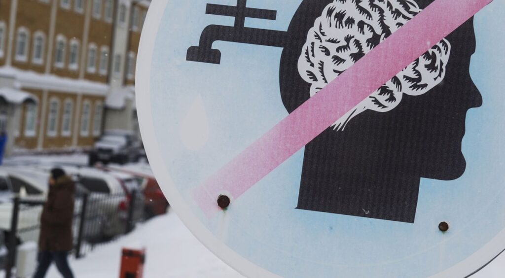 crossed out brain drain sign russia crossed out brain drain sign russia