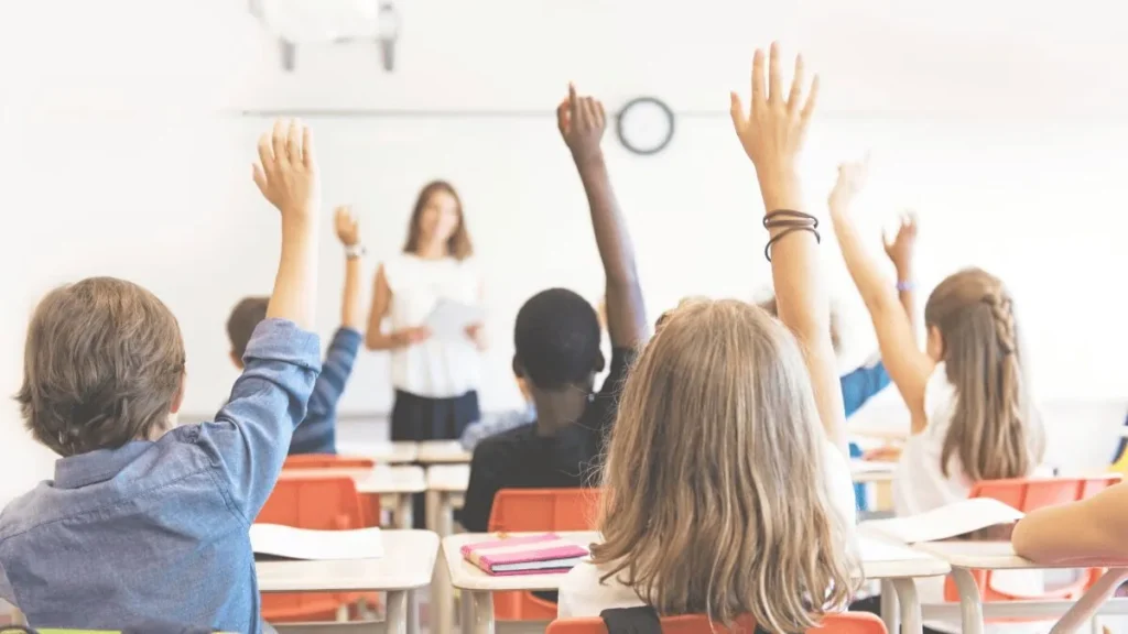 develop critical thinking featured develop critical thinking featured