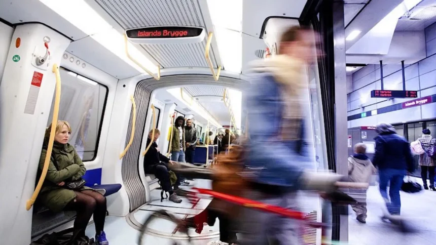 Hvis du vil forstå meningen med livet, så tag metroen