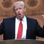 Er der nogen hjemme? Trumps verdensbillede, løgnene og de krige, han lovede aldrig at starte