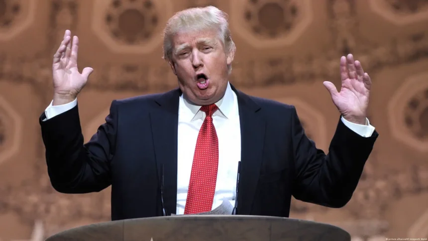 Er der nogen hjemme? Trumps verdensbillede, løgnene og de krige, han lovede aldrig at starte